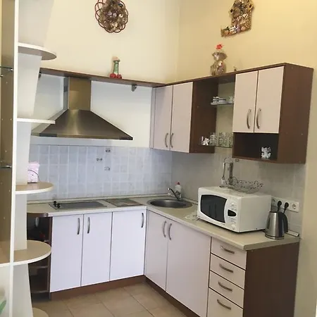 Apartment Centre *