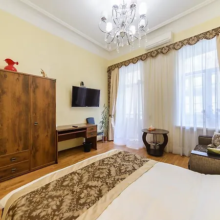 Apartment Centre *